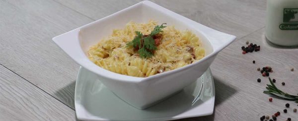 PASTA EN SALSA AL ROMERO